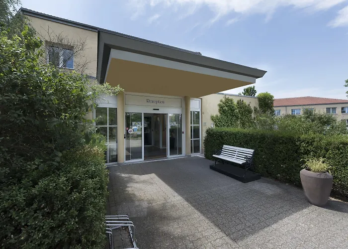 德绍戴斯酒店 3*