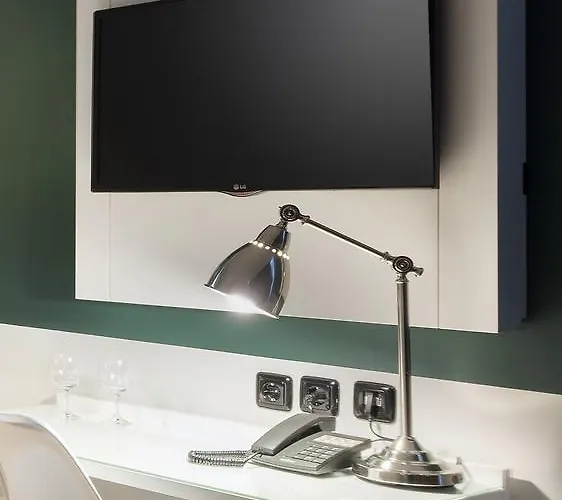 酒店 德绍戴斯酒店 3*